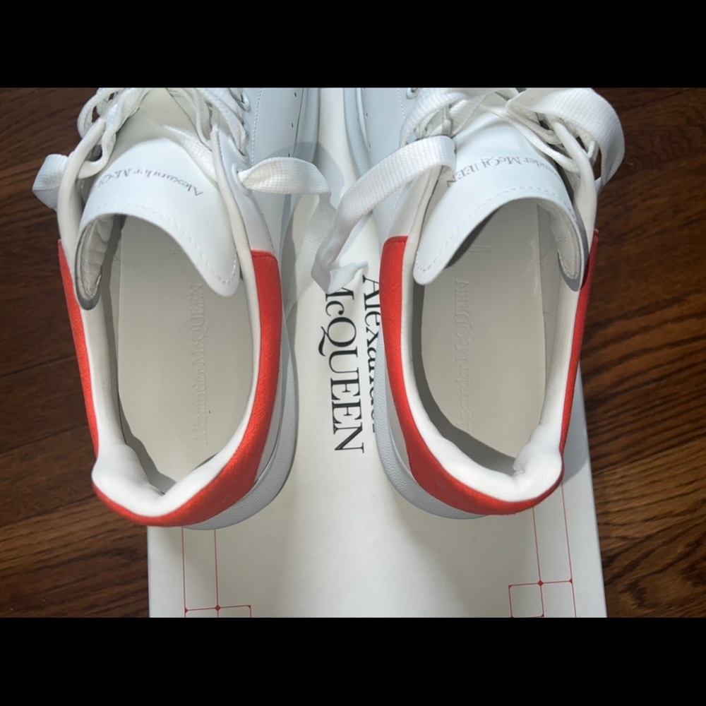 Alexander McQueen Oversized Low Sneakers White Warm Orange - Picture 8 of 9